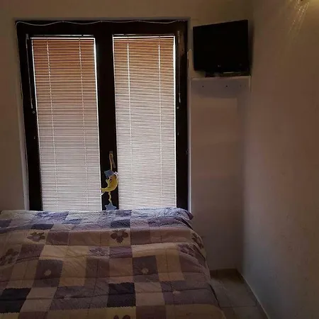 Apartment Daljan Apartman *